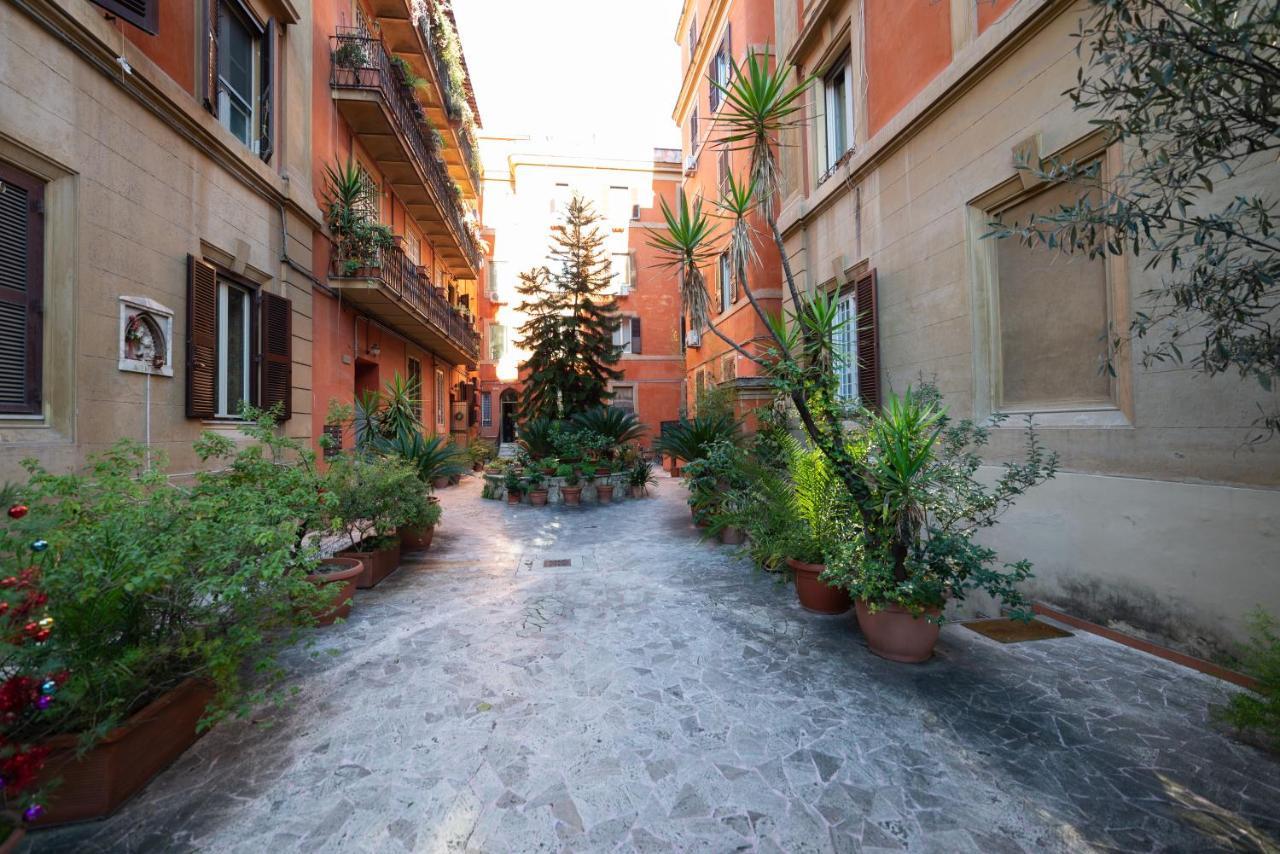 Cento Passi Dal Vaticano Roma Dış mekan fotoğraf